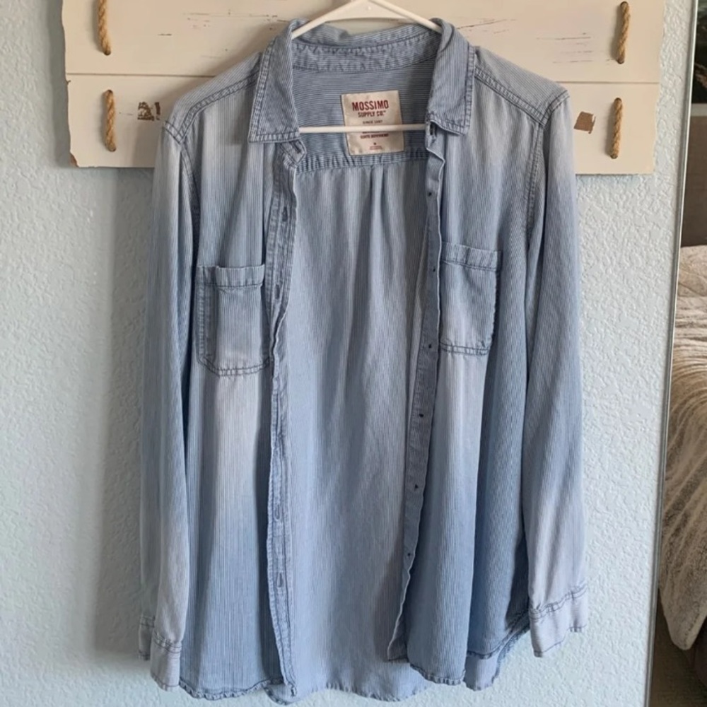 button down - Picture 2 of 2